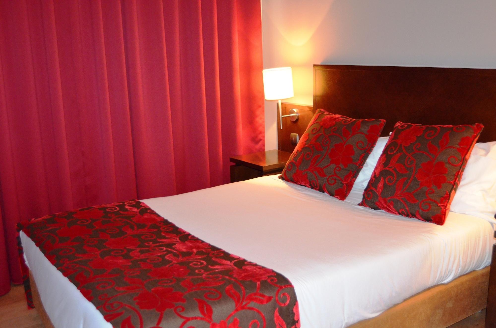 Hotel Torres Novas Zewnętrze zdjęcie