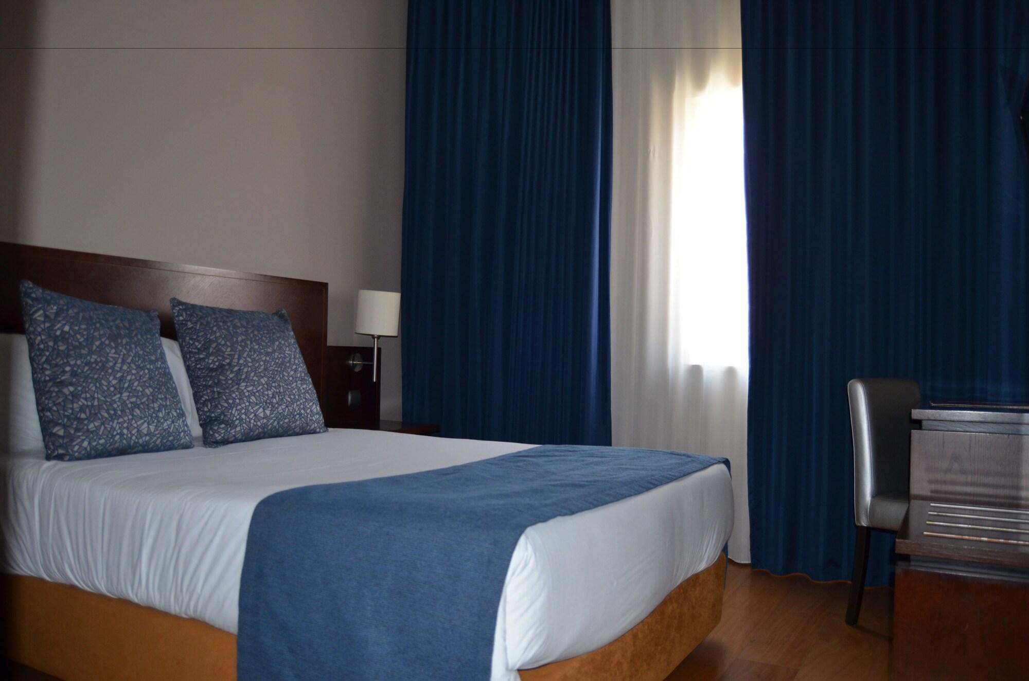 Hotel Torres Novas Zewnętrze zdjęcie