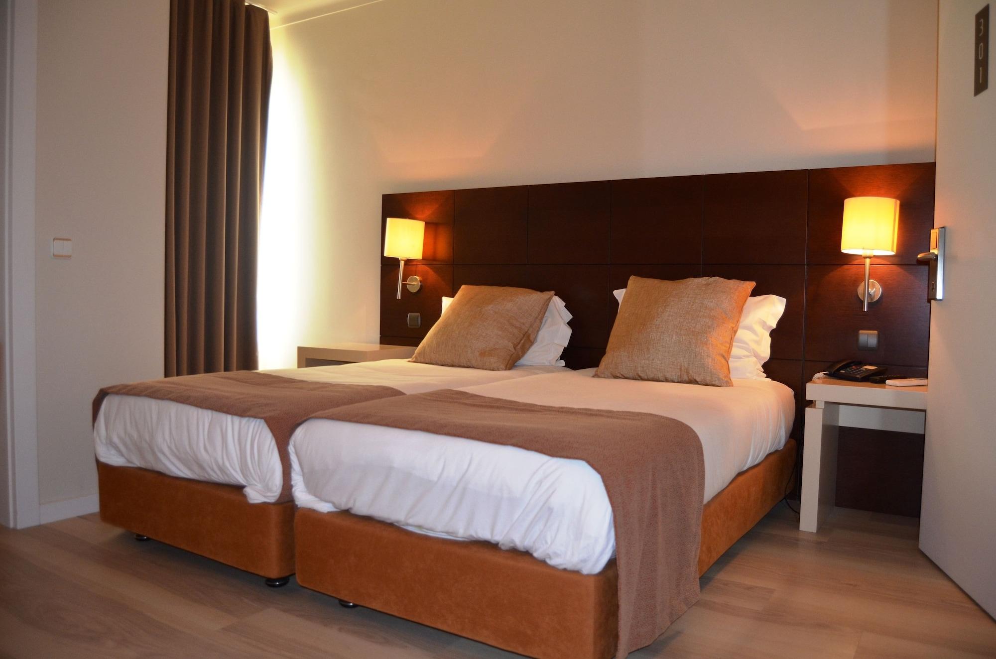 Hotel Torres Novas Zewnętrze zdjęcie