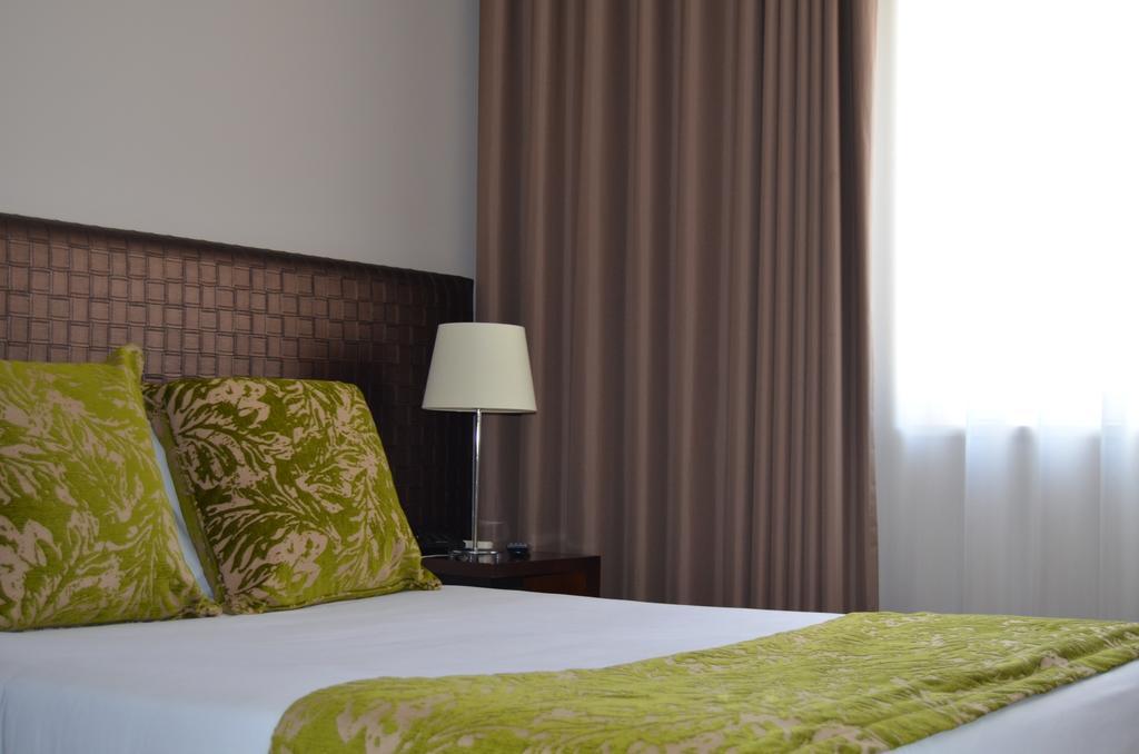 Hotel Torres Novas Zewnętrze zdjęcie